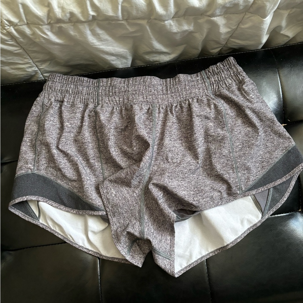 Lululemon Hotty hot 3”